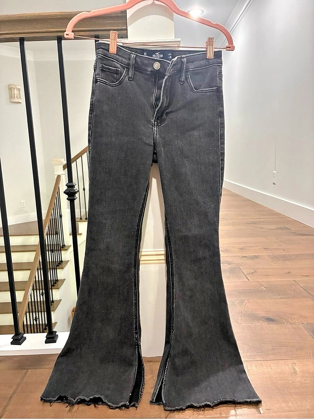 Hollister Ultra High Rise Flare Jeans black size 24
